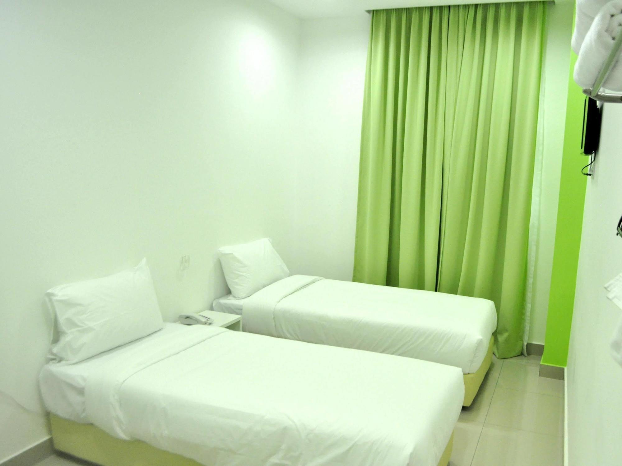 YY48 Hotel Kuala Lumpur Buitenkant foto