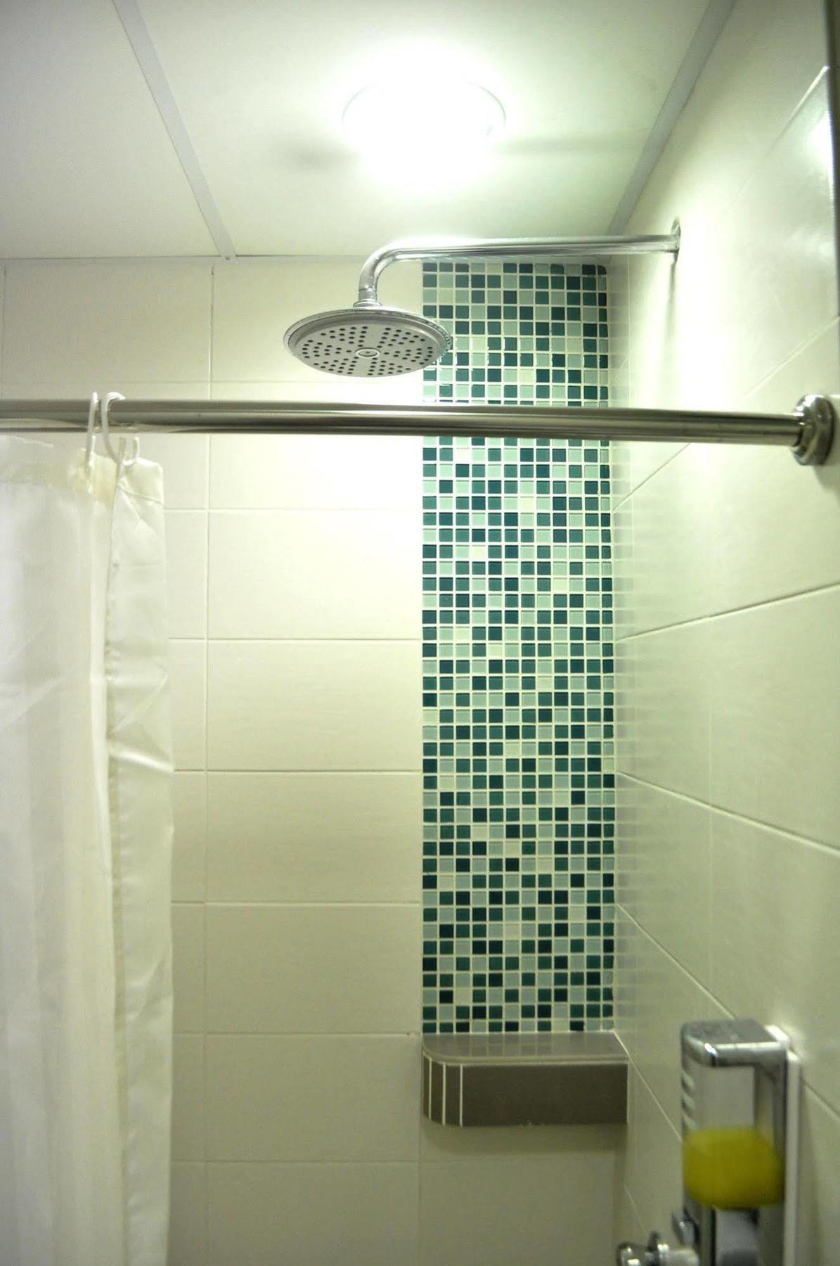 YY48 Hotel Kuala Lumpur Buitenkant foto