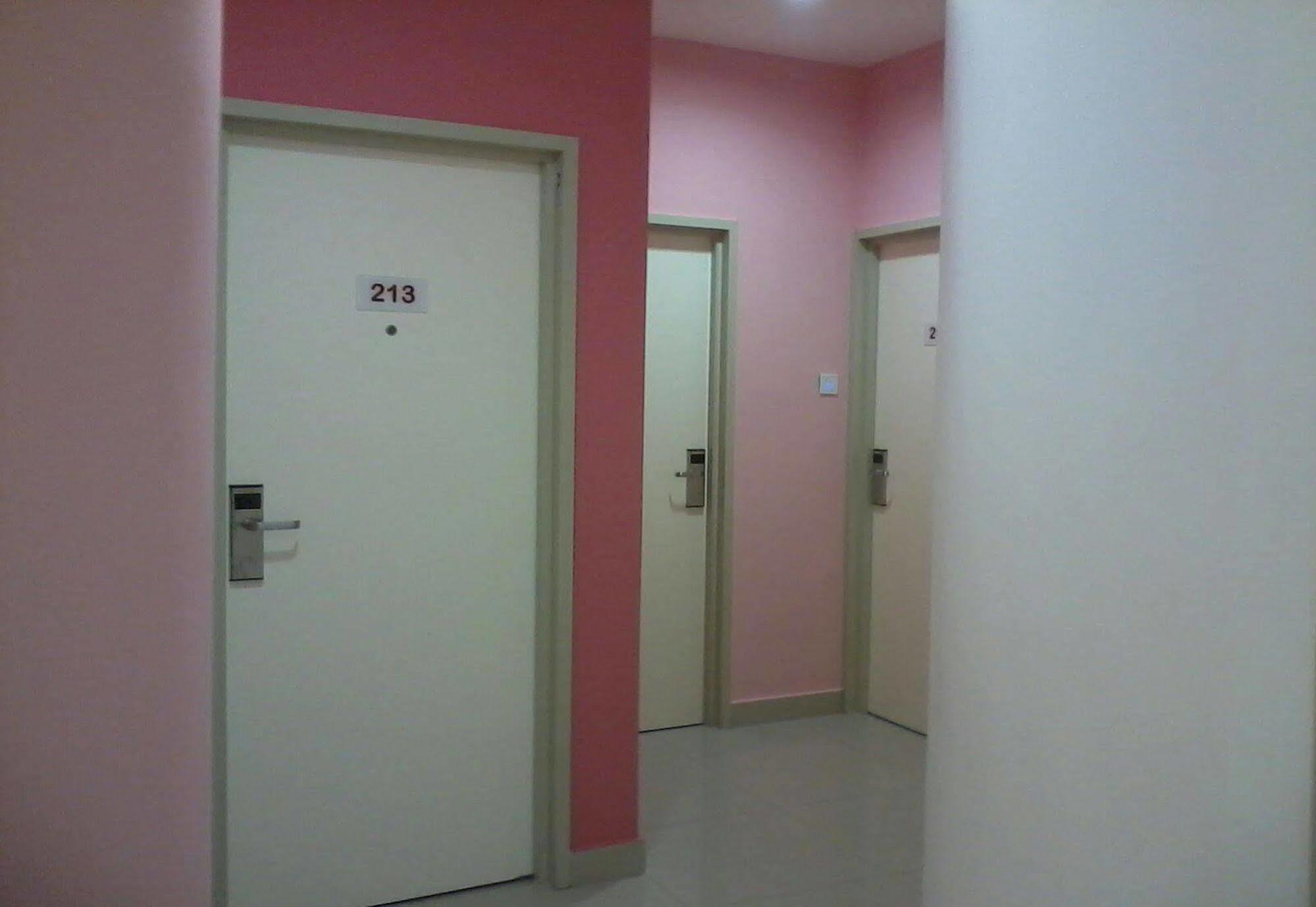 YY48 Hotel Kuala Lumpur Buitenkant foto